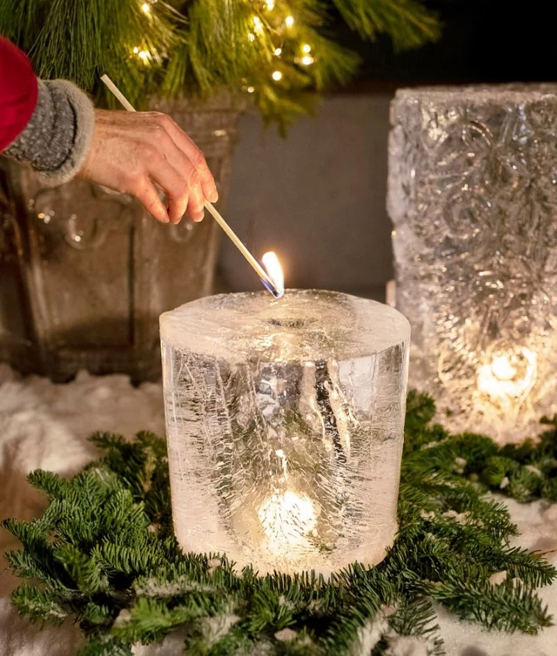 Eislaterne selber machen und als festliche Winterdekoration verwenden