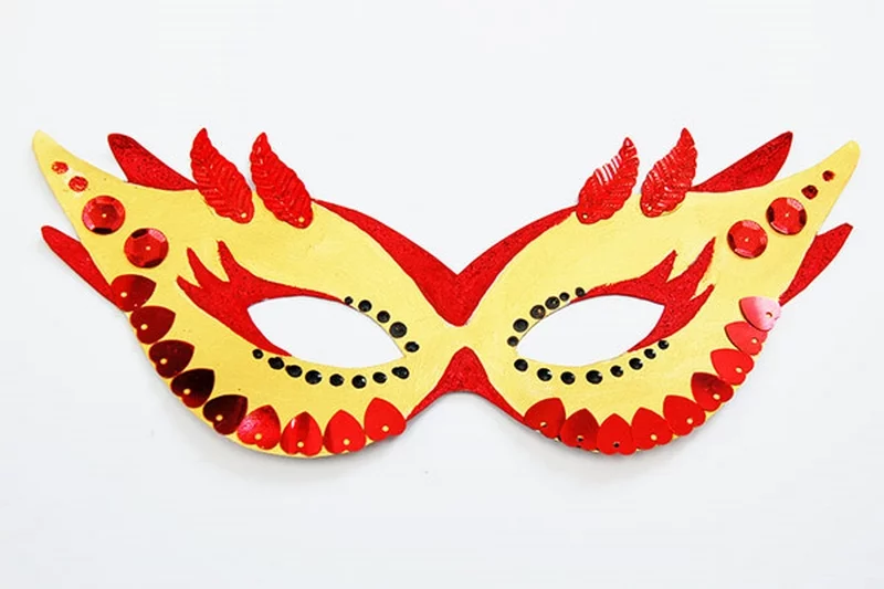 Faschingsmasken mit Kindern basteln Karneval Ideen