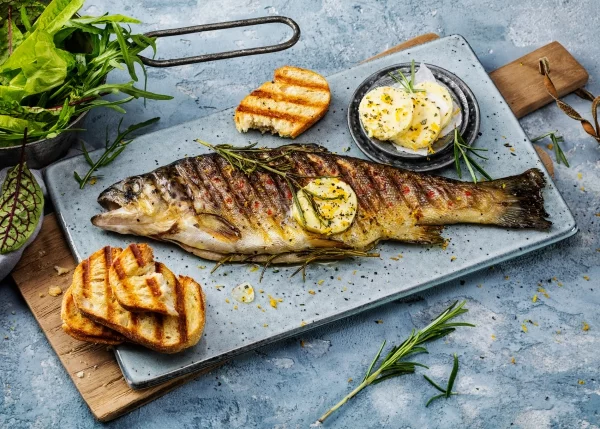 Was hilft gegen Kater clevere Strategie gebratenene Fisch essen sich danach besser fuehlen