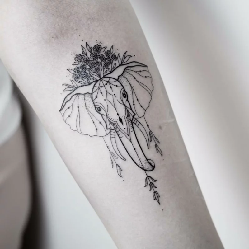 tattoo trends 2023 elefant unterarm 