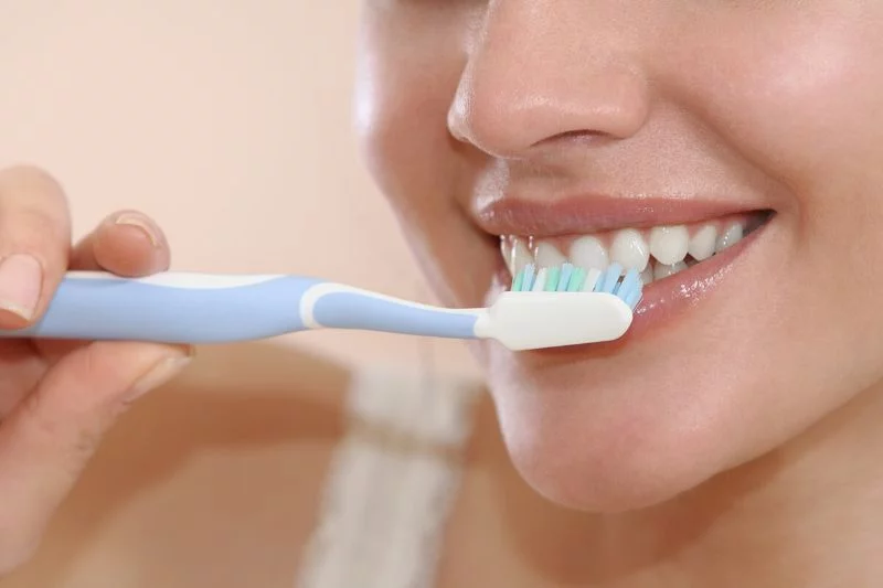 Mundhygiene verbessern Zähne putzen