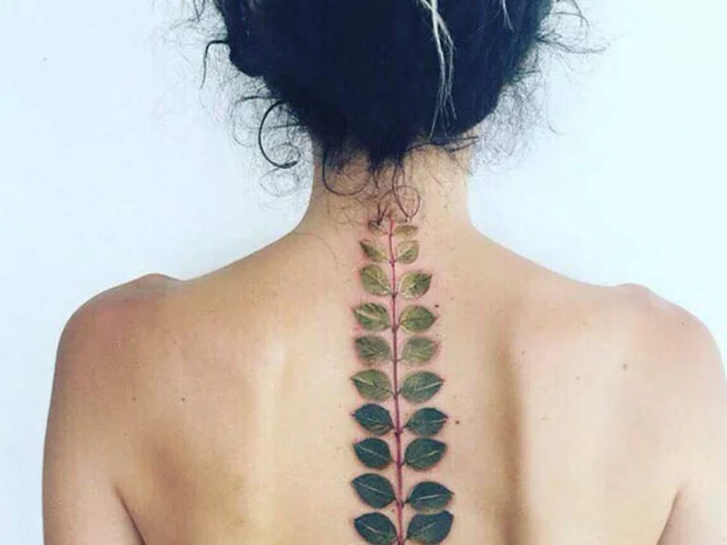tattoo trends 2023 botanisch