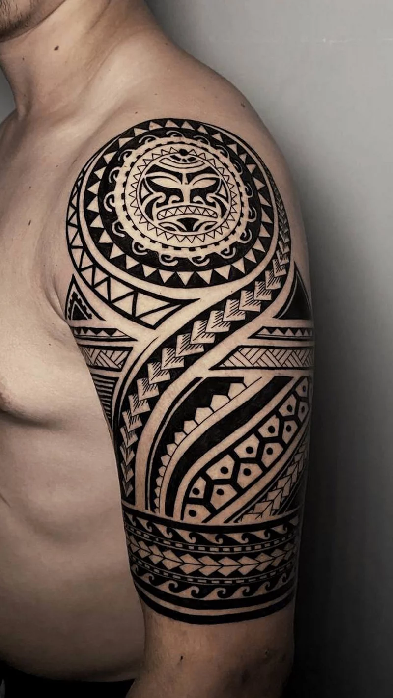 Maori Tattoo Oberarm Ideen