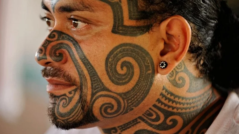 Maori Tattoos Geschichte Gesichtstattoos