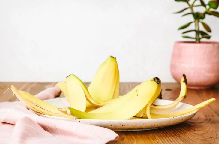 Dünger aus Bananenschalen selber machen