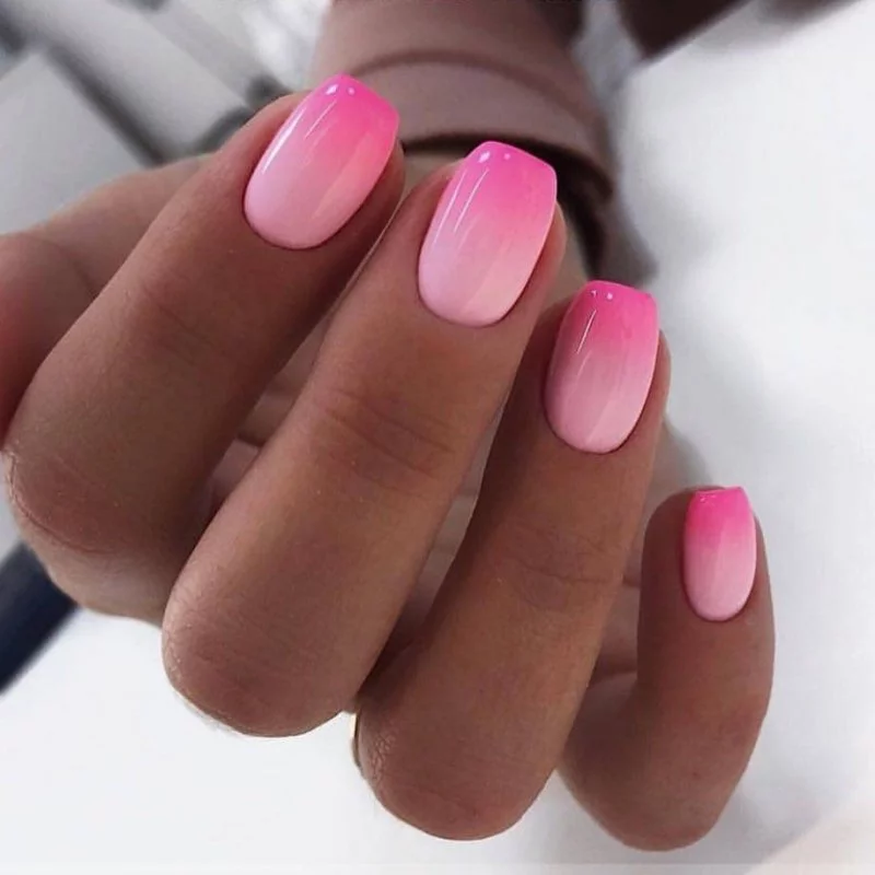 nageltrends frühling farbverlauf rosa nagellack
