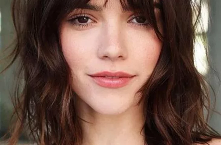 wispy bangs moderne ponyfrisuren trends