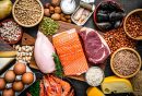 ausgewogen essen bei Monddiät - Fisch, Nüsse, Gemüse