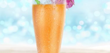 Ananas Drink für die Stunden am Strand