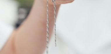 Silberschmuck reinigen mit einfachen Hausmitteln